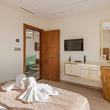 Royale Duplexe Pleine Centre Tanger Apartamento Exterior foto