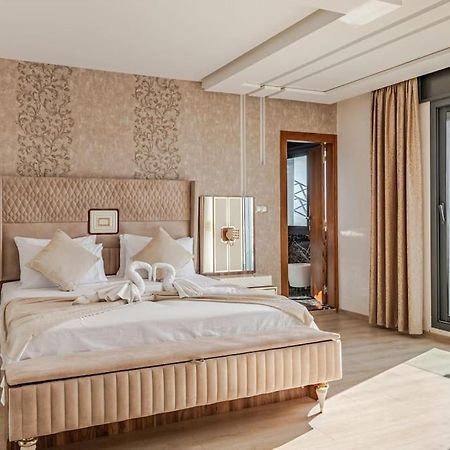 Royale Duplexe Pleine Centre Tanger Apartamento Exterior foto