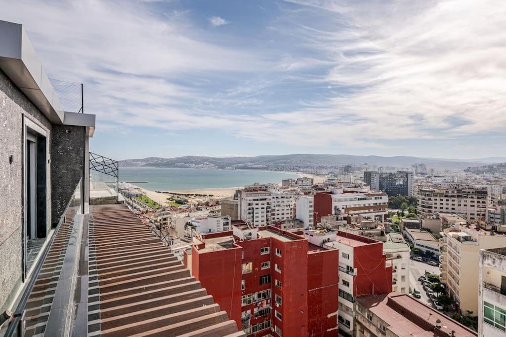 Royale Duplexe Pleine Centre Tanger Apartamento Exterior foto